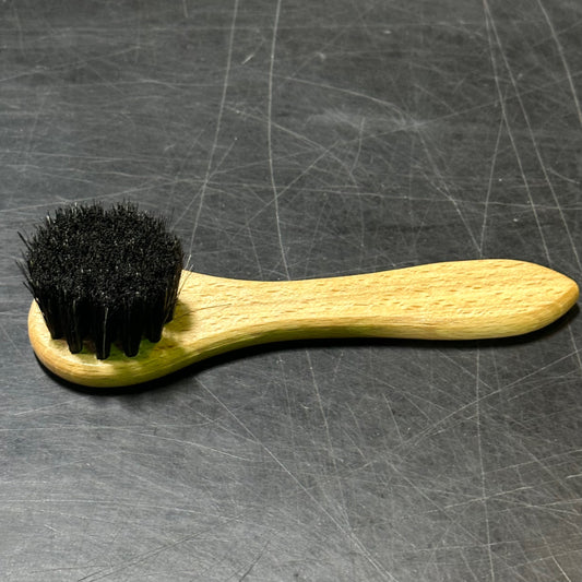 Small Dauber Brush - Shoe Polish Applicator Brush (black bristles) - Four Seasons